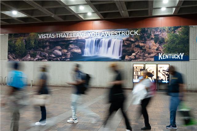 Atlanta MARTA Custom airport displays designed and produced by K&R Solutions Group for high-impact branding and advertising.